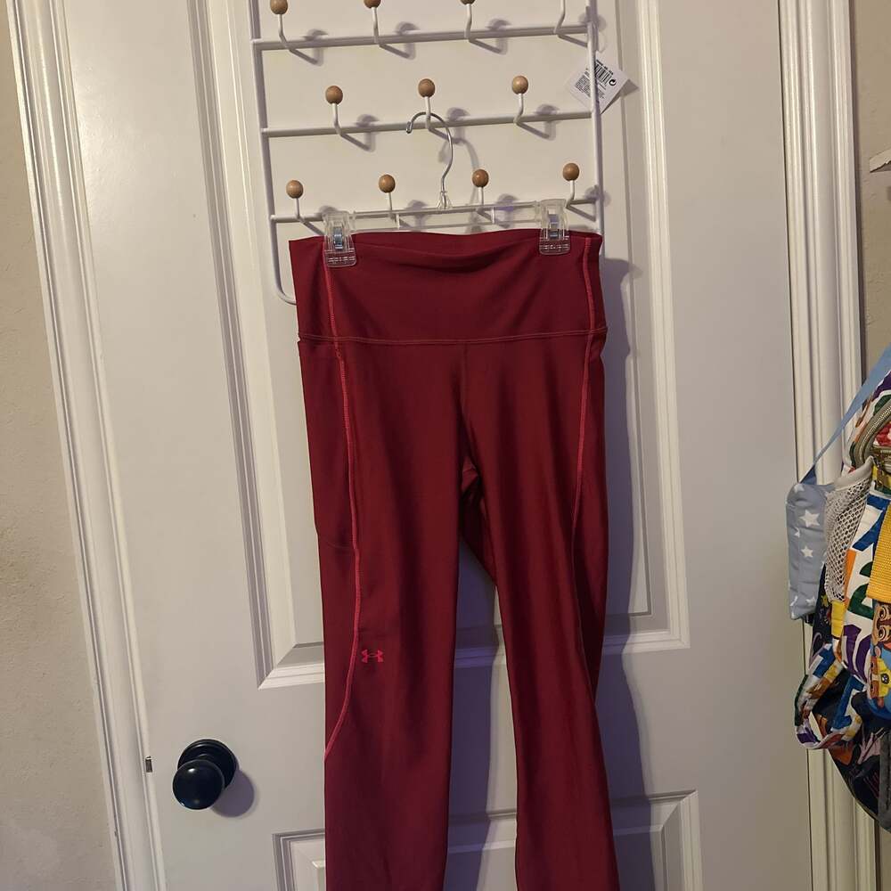 Under Armour Women's HeatGear Armour Solid Ankle Leggings RoseRed, Medium